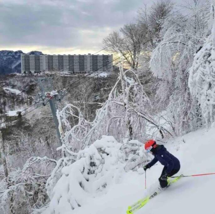 Altitude Adjustment Atop Sugar Mountain At Sugar Top المظهر الخارجي الصورة